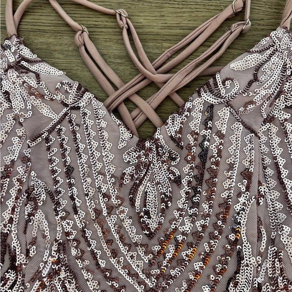 NWT Windsor Sandra Pink Sequin Formal Midi Dress HOCO - Picture 8 of 9